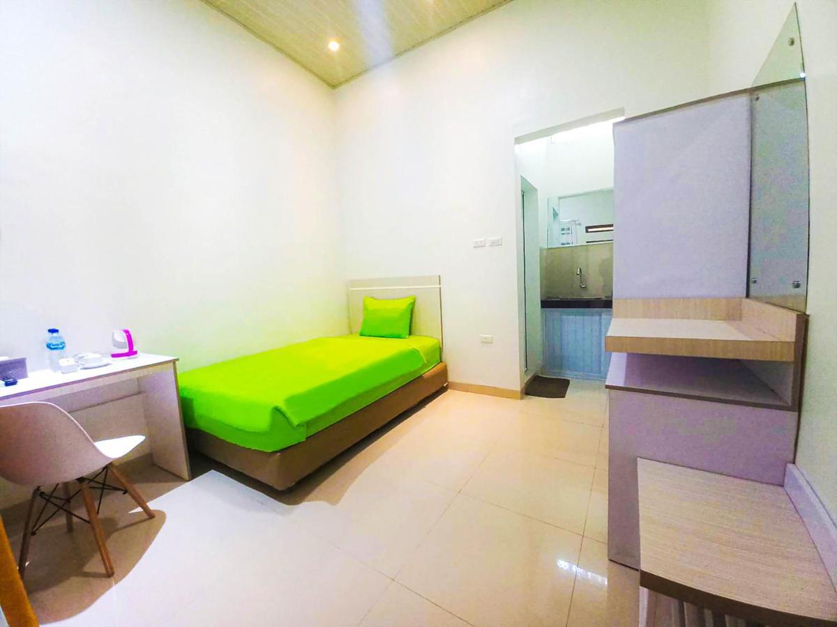 Hometown Residence Bandar Lampung Eksteriør billede
